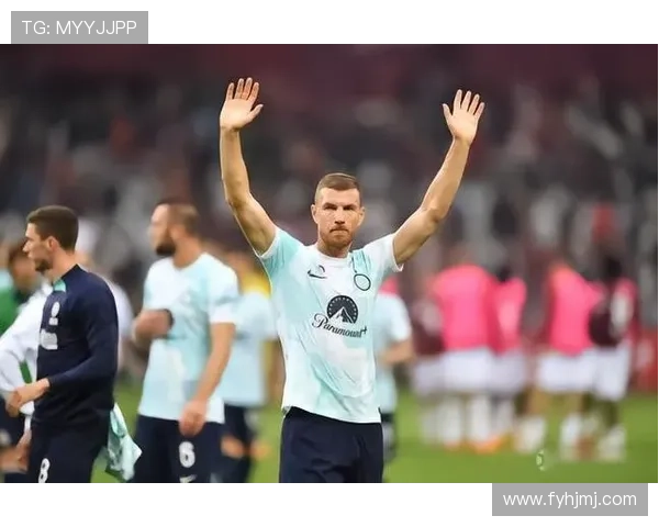 罗马诺确认沙尔克签下哲科